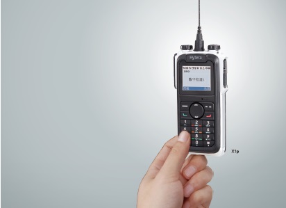 對講機(jī)充電 對講機(jī)充電